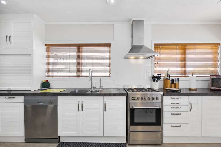 327 Hillsborough Road Hillsborough_7