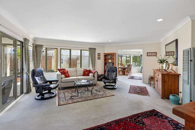 1 Glenrowan Rise Bethlehem_5