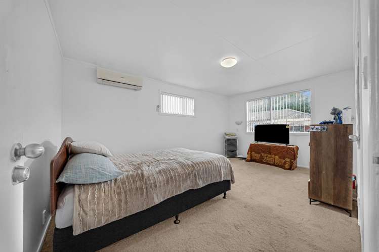 2/10A Lupton Road Manurewa_9