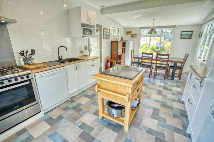 7 Ana Street Moana_16