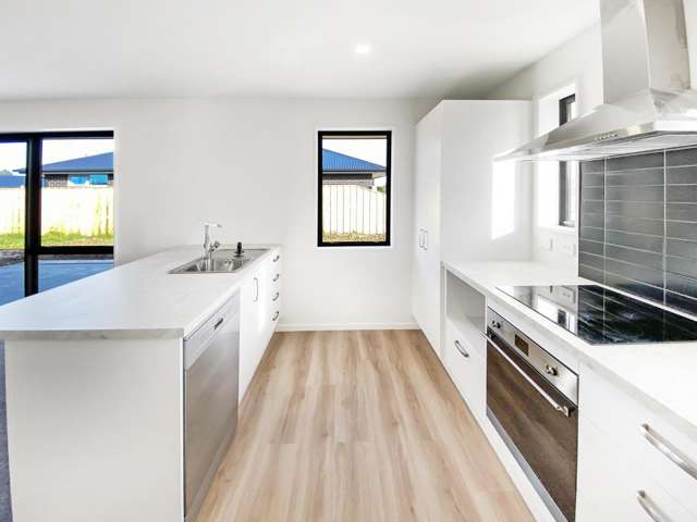 36 Hilton Drive 1384_1