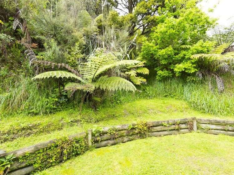 30 Forest Road Pinehaven_19