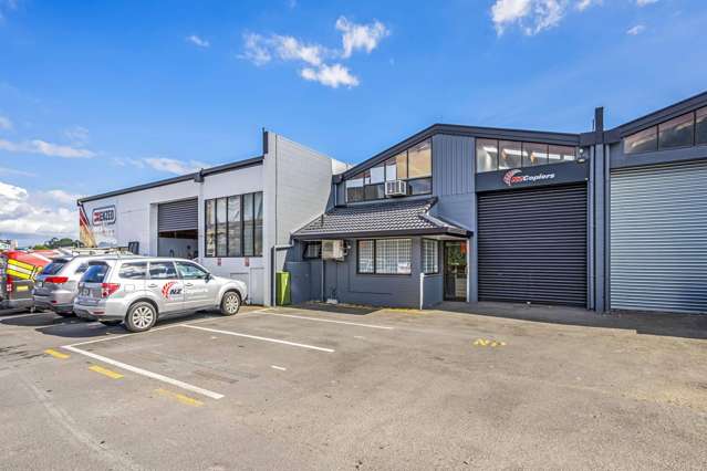 Vacant Industrial Unit in the Heart of Manukau
