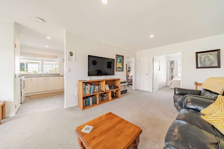 29/17 John Street Trentham_2