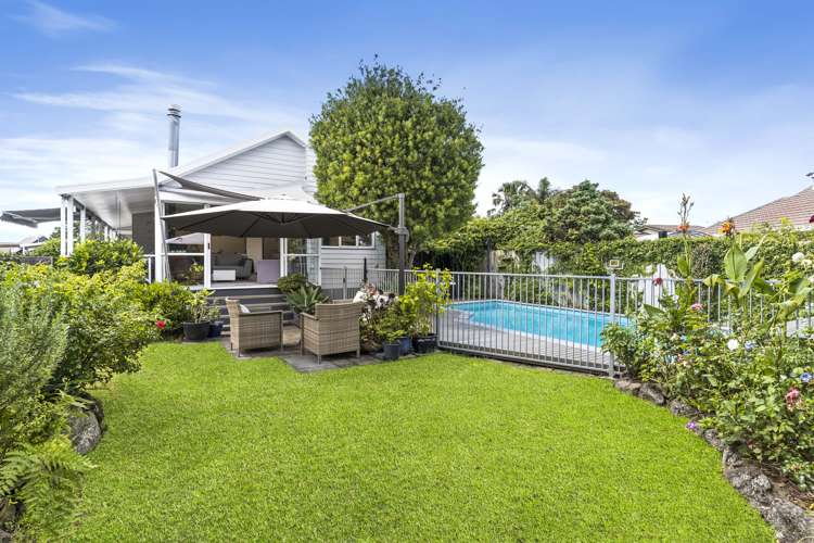 8 Maygrove Drive Orewa_15