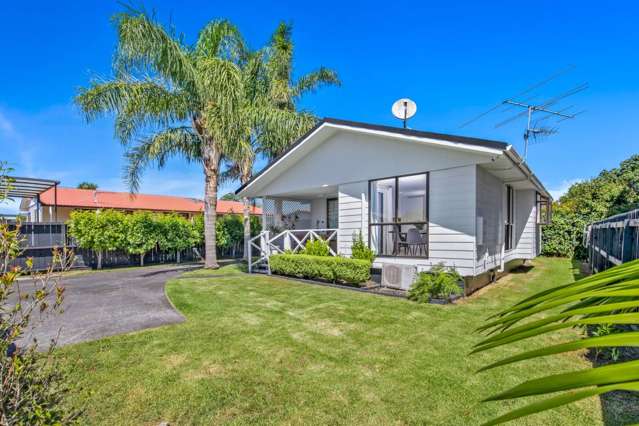 1/6 Yeovil Road Te Atatu Peninsula_1