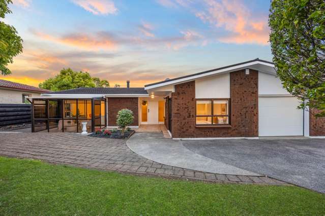 79 Meadway Sunnyhills_1