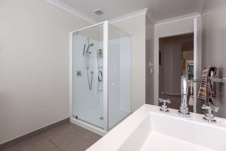 97 Park Avenue Waikanae_23