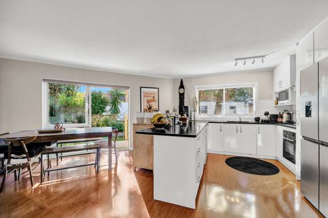 1/50 Saint Vincent Avenue Remuera_1