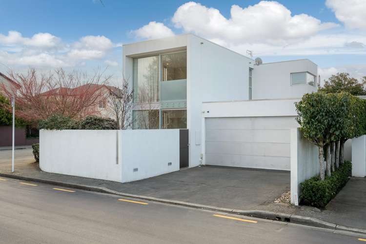 14 Stirling Street Merivale_18