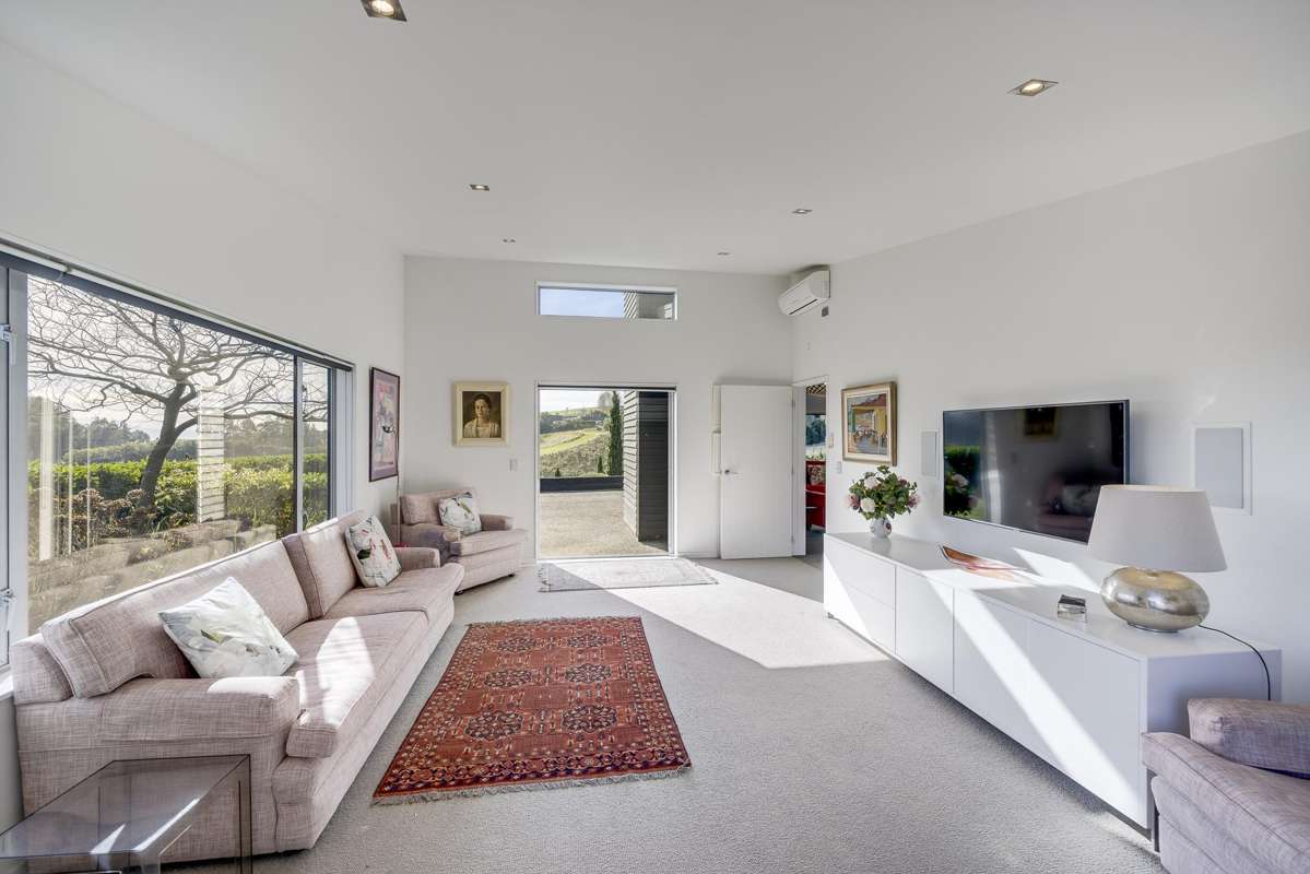 255 Black Barn Road_4