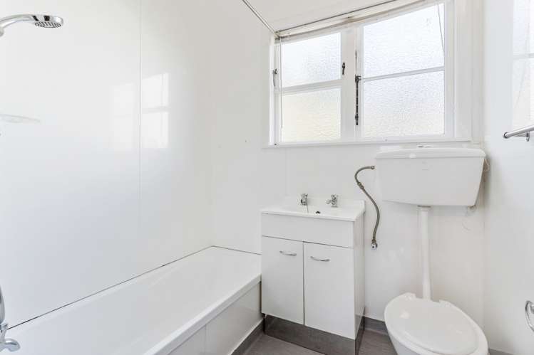 26 Byron Avenue Takapuna_13