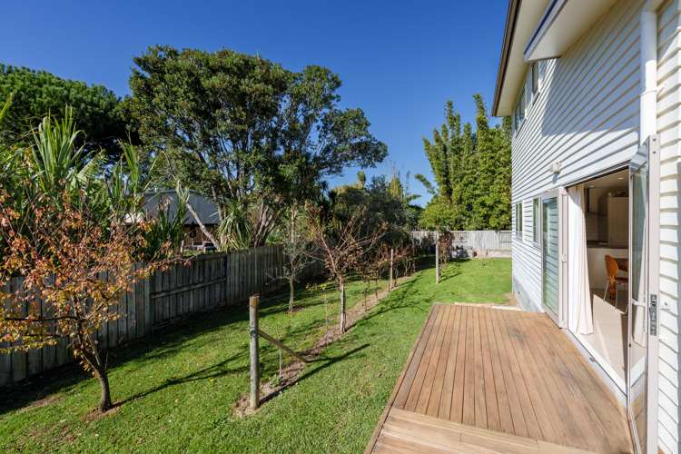 9 Nikau Road Oneroa_17