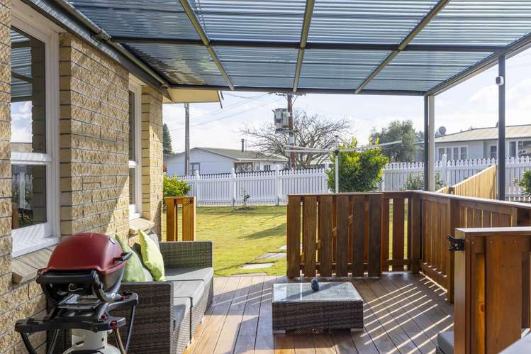 5 Tawa Street Hilltop_12