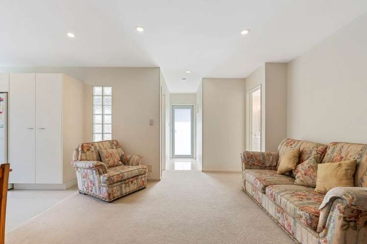 17A Sharon Road Waiake_32