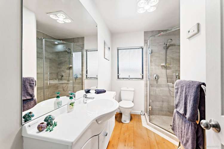 15a Rock Isle Road Torbay_9