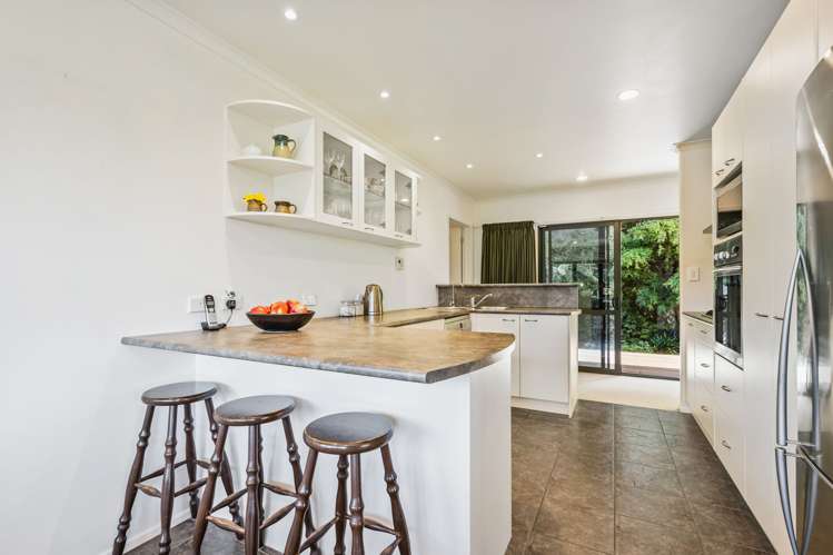 76 Forest View Road Kamo_14