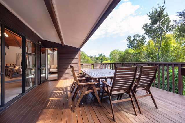 2/171 Atkinson Road Titirangi_4