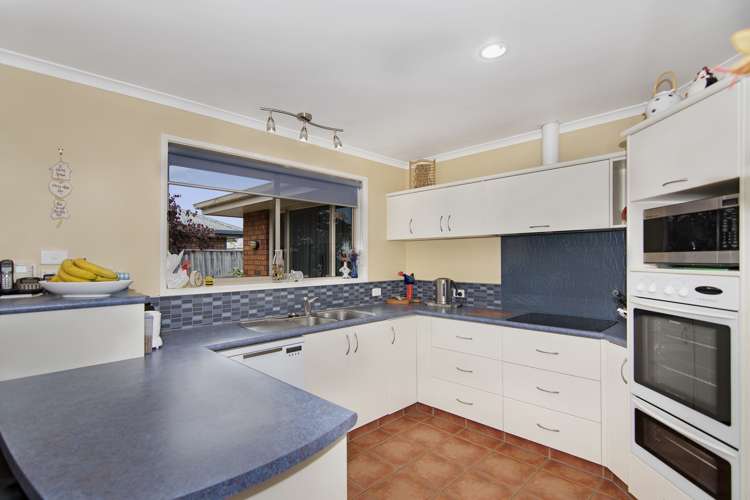 33 Otia Drive Richmond_6