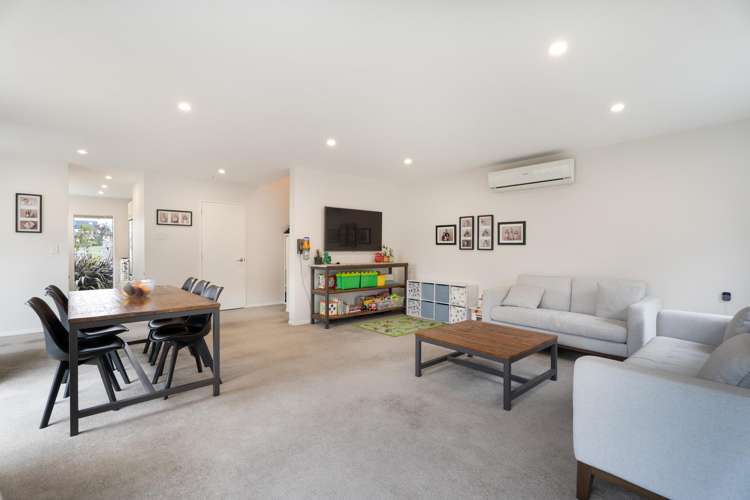 38 Erlestoke Crescent Churton Park_5