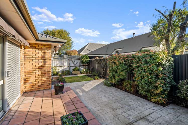 2/15 Withells Road Avonhead_17
