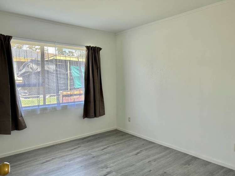 13a Ballater Place Highland Park_6