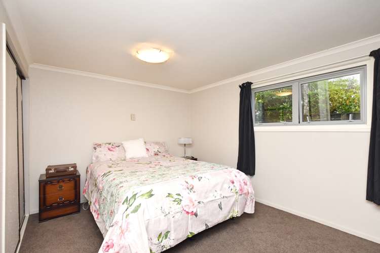 76 Russel Street Gladstone_11