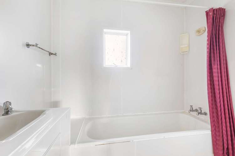 34 Dorset Street Opunake_12