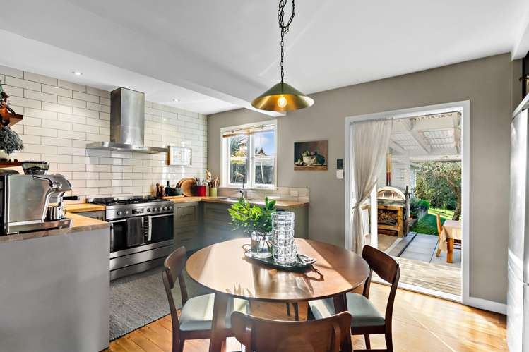 104 Wharf Road_2