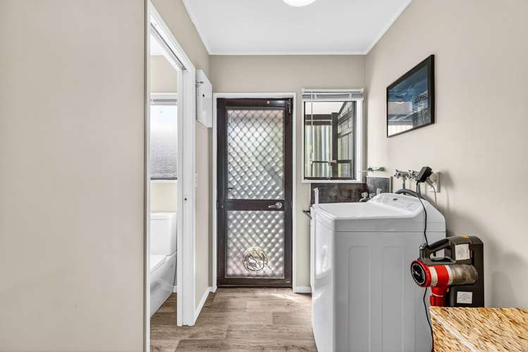 5 Campbell Street Waihou_12