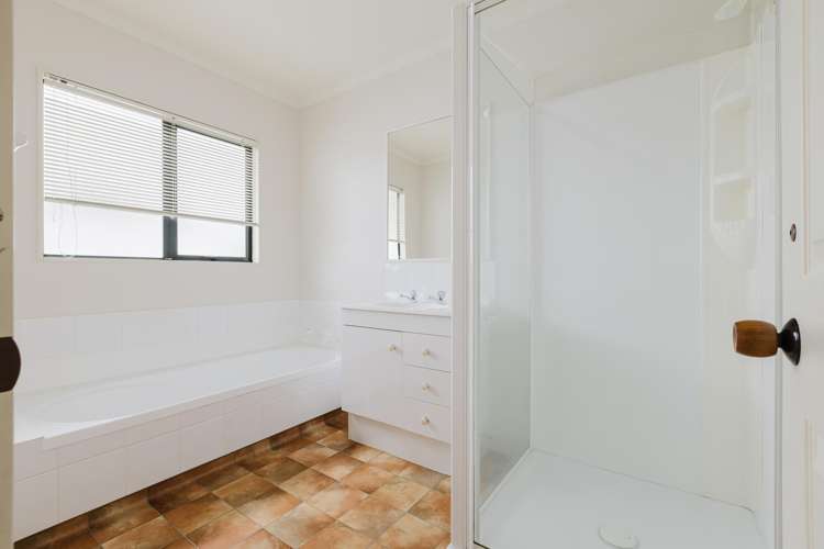 105 Summerhill Drive Fitzherbert_12