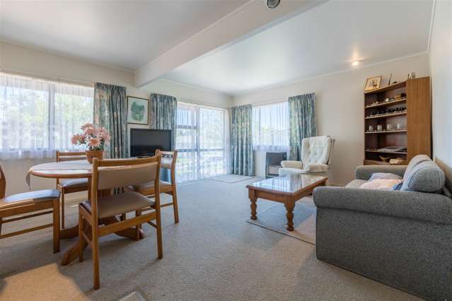 14 Lemnos Place Titirangi_1