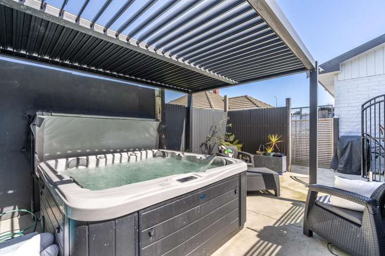 80 Saturn Street Strathern_17