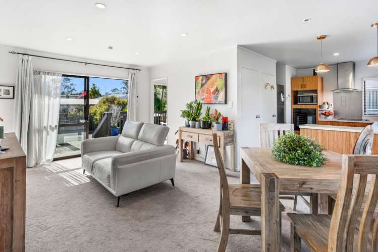 2/68 Routley Drive Glen Eden_2