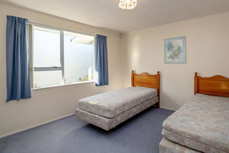 1a Miller Place Lyall Bay_10
