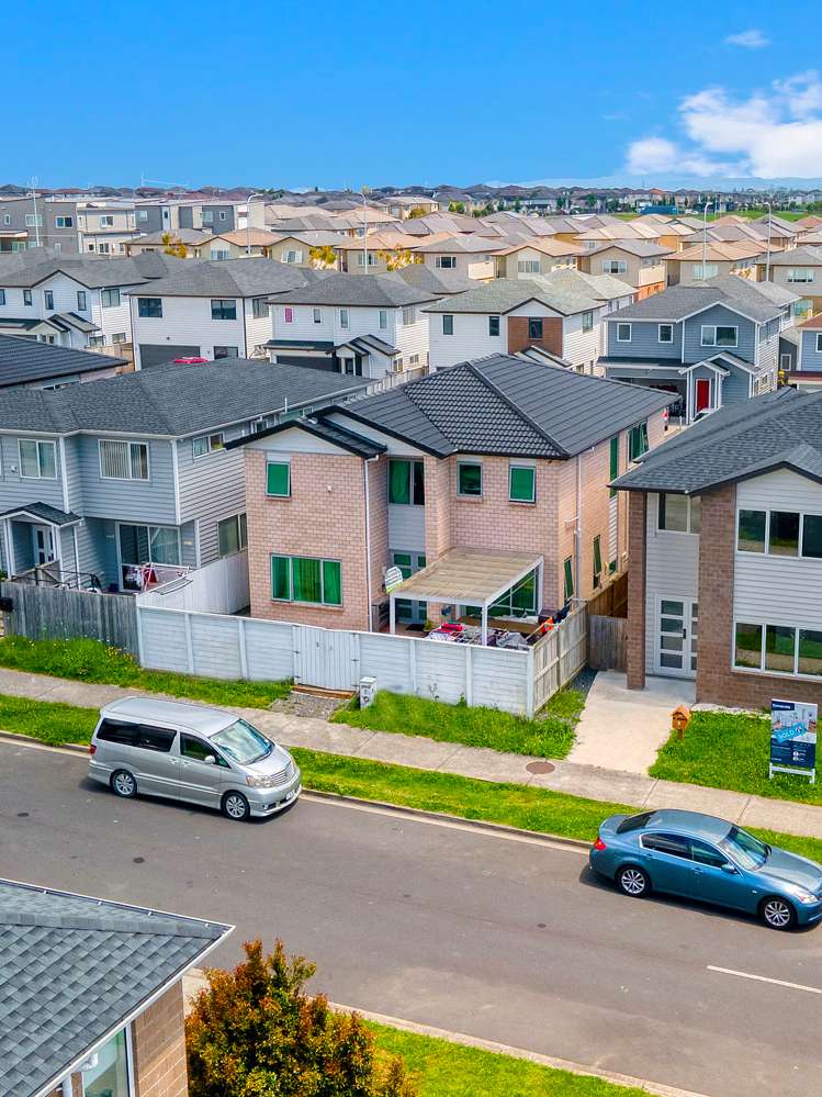 5 Fong Road Flat Bush_12