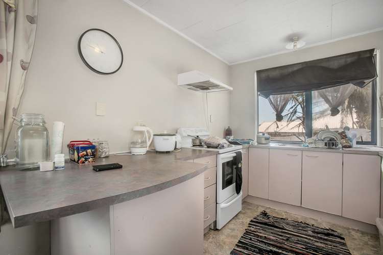 187 Finlayson Avenue Clendon Park_5