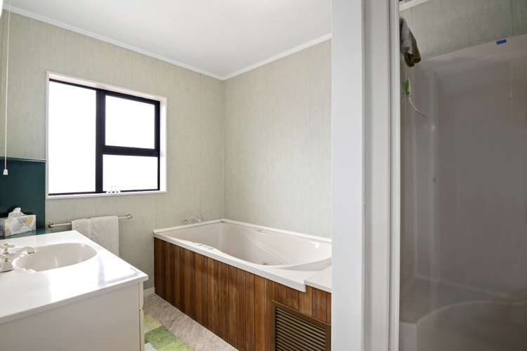 8 Ledger Close Richmond_12