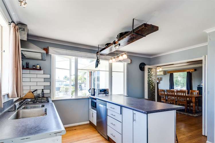 18 Read Crescent Clive_1