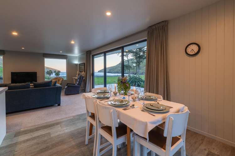904 Te Oka Bay Road Little River_12