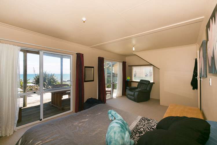 33 Onaero Beach Road Onaero_11