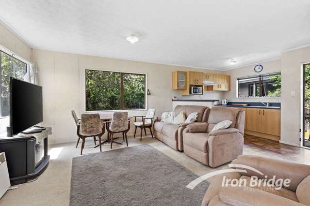 75 Meadowvale Rise Titirangi_1