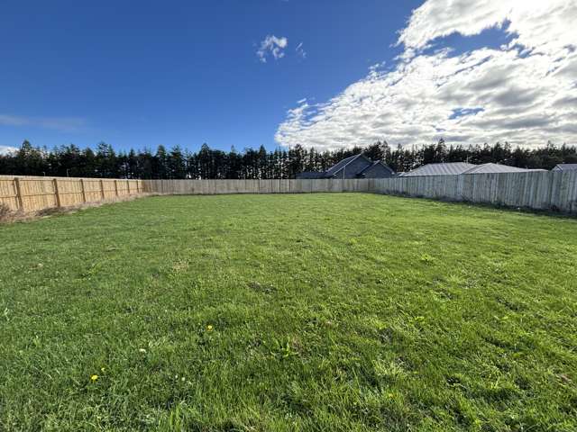 Modern Home & Land Package in Camrose Estates