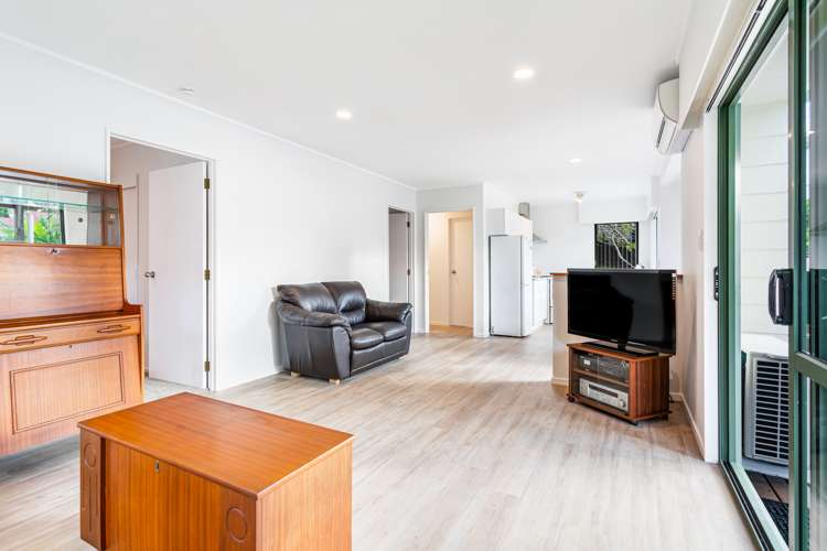 171 Edmonton Road Te Atatu South_18