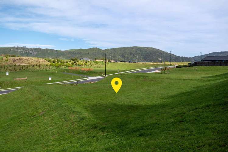 7 Otaketake Drive Kinloch_11