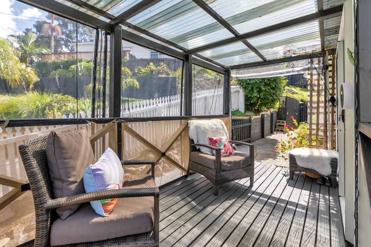 46 Memorial Drive Parahaki_10