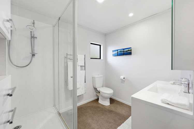 2/330 Rangatira Road Beach Haven_26