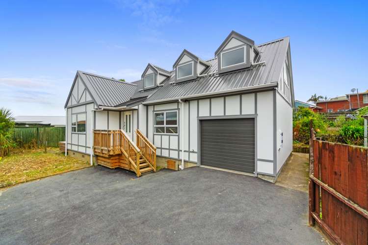 10b Harding Avenue Te Atatu South_1