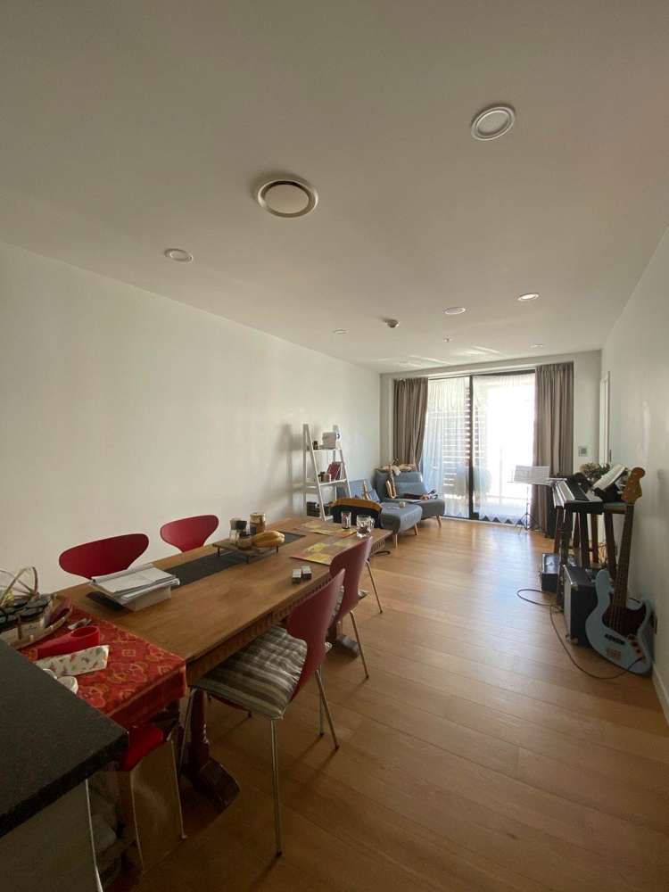 503/10 Lion Place Epsom_4