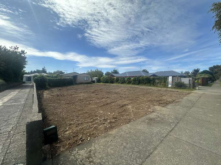 131-131A Lorn Street Glengarry_28